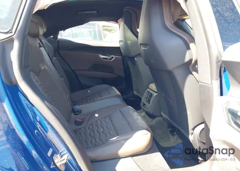 2022 Audi E-Tron Gt Premium Plus Quattro из США, поврежденный, VIN WAUCJBFW1N7005088